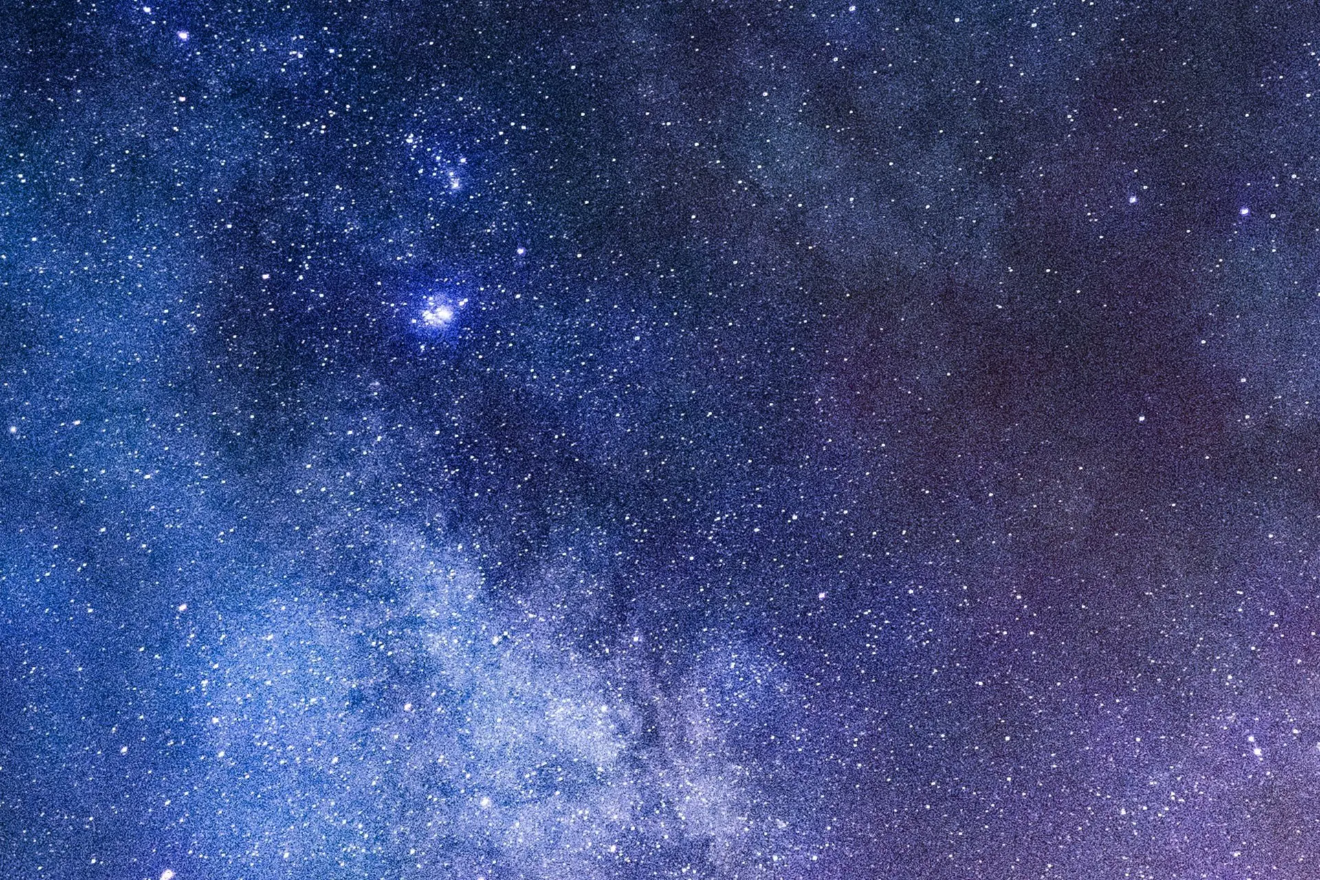 andy-holmes-rCbdp8VCYhQ-unsplash