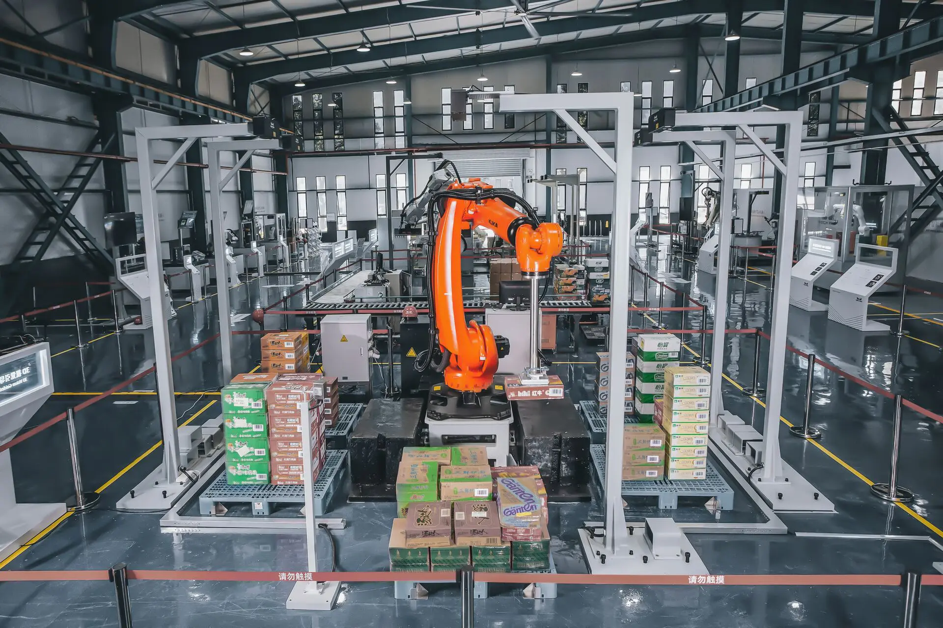mech-mind-robotics-CfkYjnO8UK0-unsplash-1