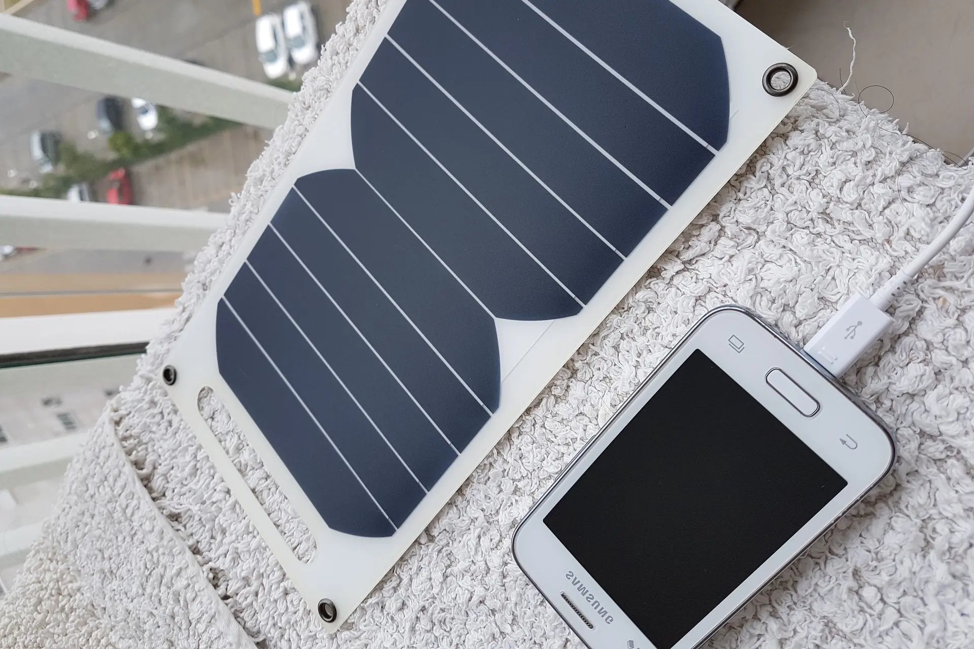 solar-panel-2396278_1920-1