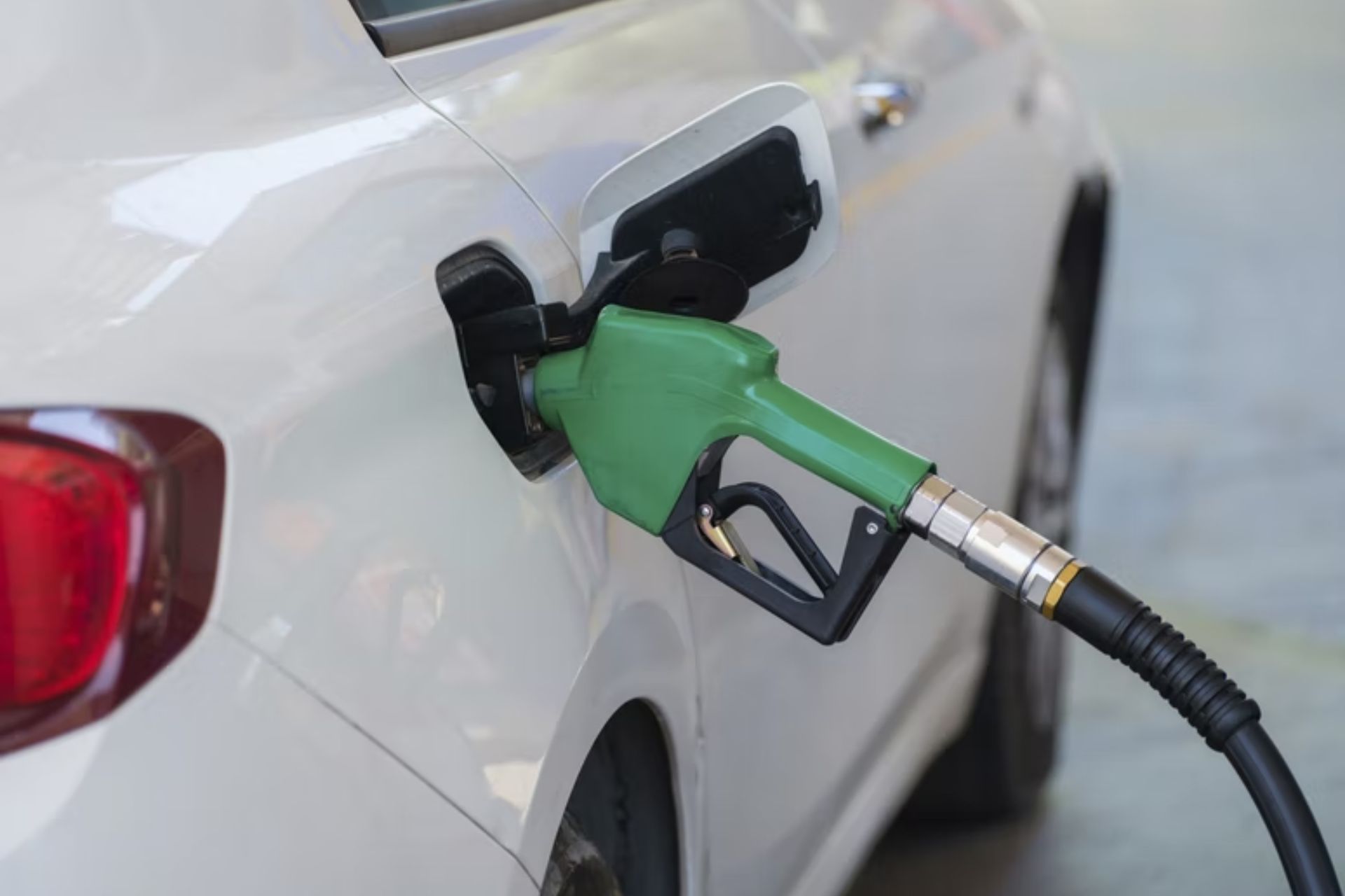 advantages and disadvantages of biodiesel