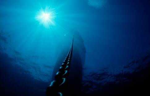 Chain Sinking into the Ocean